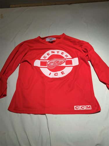 NHL Red Wings Adult Large CCM Jersey