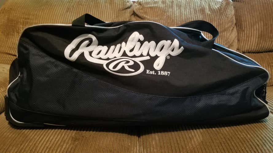 Used Team USA Wheeled Bag