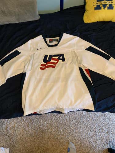 Nike Team USA Hockey Jersey