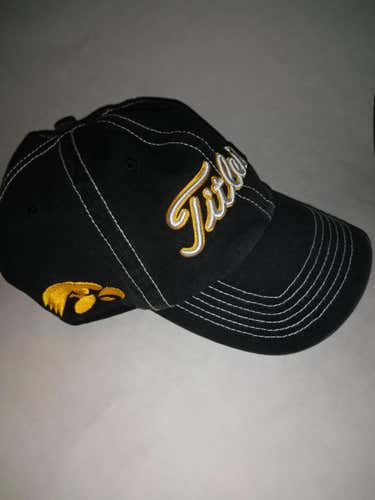 Used Adult One Size Fits All Titleist Iowa Hawkeye