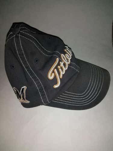 Used Adult One Size Fits All Titleist Milwaukee Brewers