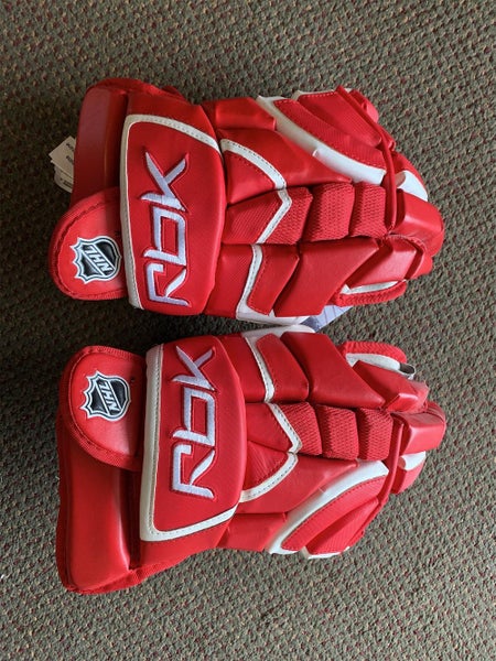 Red New Reebok 5K 14" Gloves