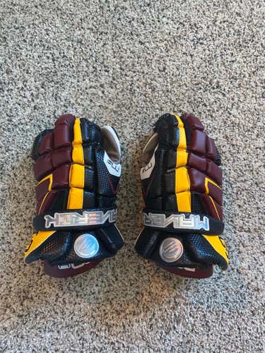 Brand New Never Worn Pair Of M4 Gloves