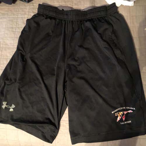 Washington College Shoremen Adult Medium Under Armour Shorts