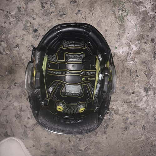 Black Used Medium Bauer Re-Akt 100 Helmet