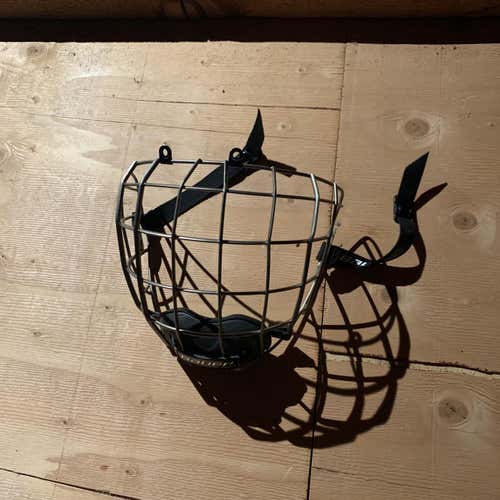 New Medium Bauer Re-Akt Cage