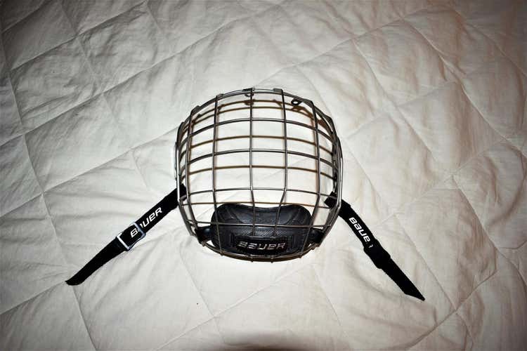 Bauer FM7500 Medium Cage