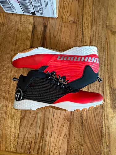 Brand New Size 9.5 Warrior Box/turf Shoes