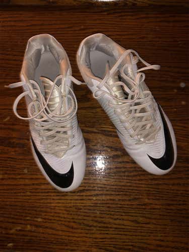 White Men's Molded Cleats Nike Cleats