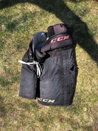 Black Used Large CCM RBZ 150  Hockey Pants