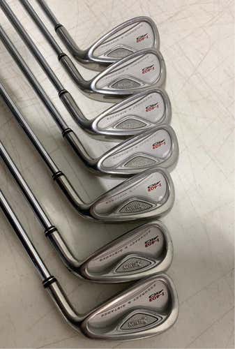 Srixon Right Handed Men's Stiff Flex Iron Set