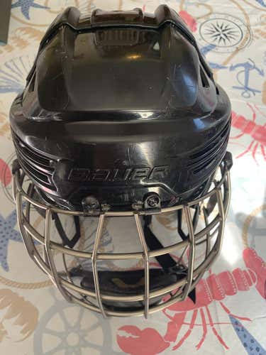 Used Small Bauer Re-Akt 200 Helmet