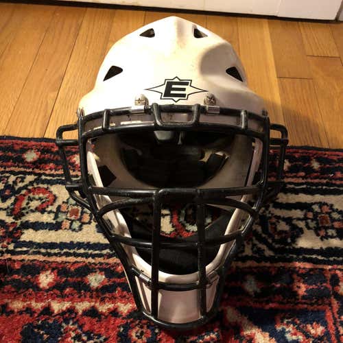 Used White/Black Easton Adjustable Men’s Catcher's Mask