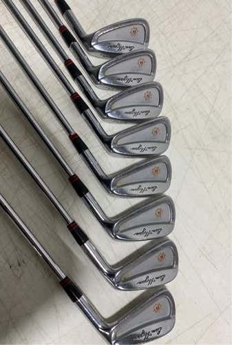 Right Handed Men's Regular Flex Iron Set
