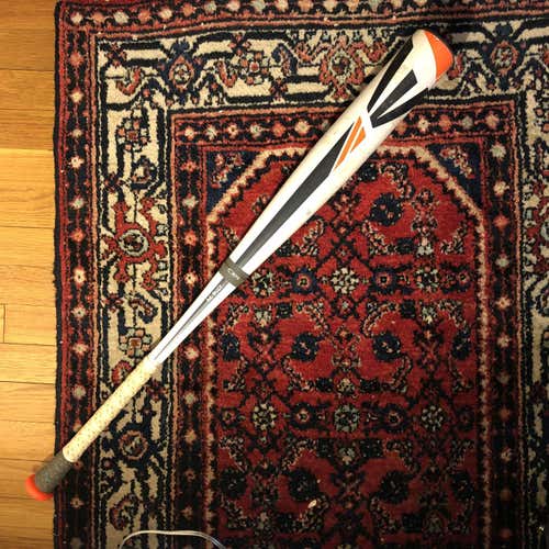 Used Composite Mako (-3) 30 oz 33" Bat