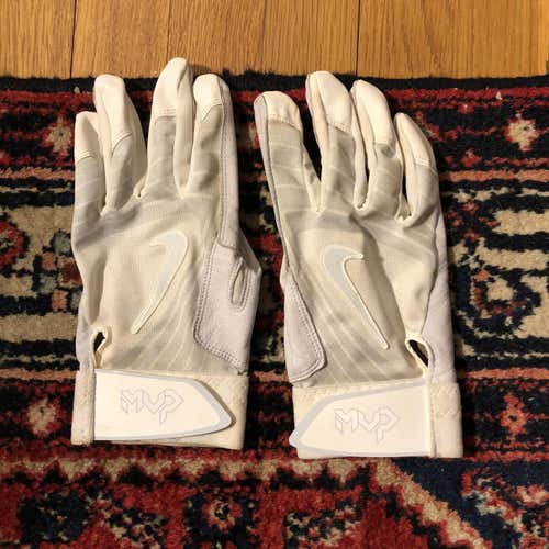 White Used XL Nike MVP Batting Gloves