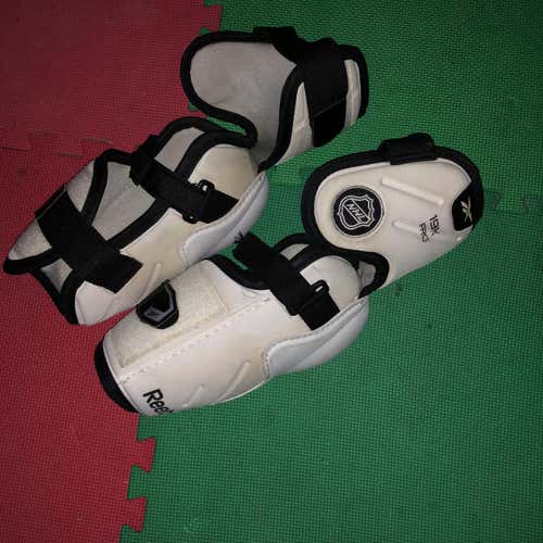 Reebok 19K Pro Medium Elbow Pads