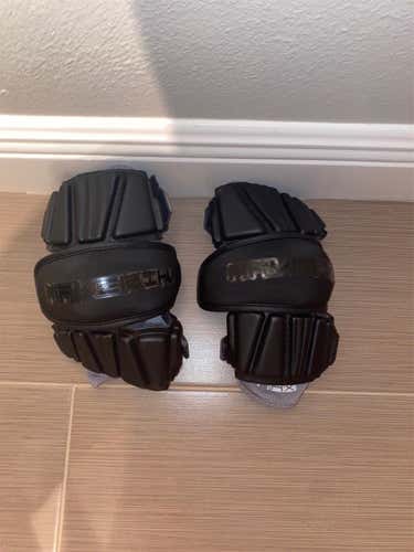 Used Large Maverik Max Arm Pads