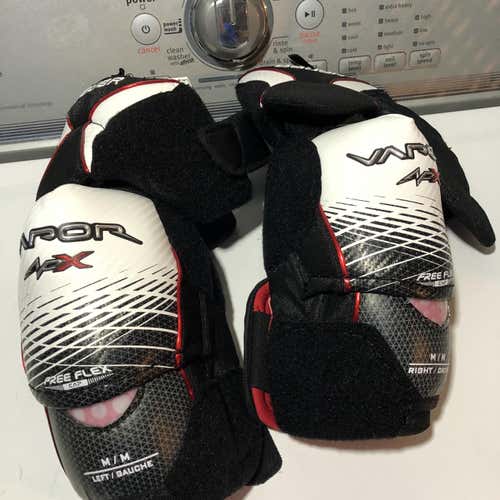 New Medium Bauer Vapor APX2 Pro Stock Elbow Pads