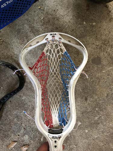 STX Surgeon 700 Head Throne Mesh