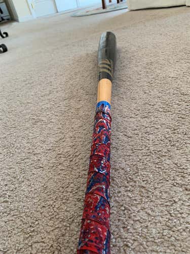 Used Wood AP5 32" Bat