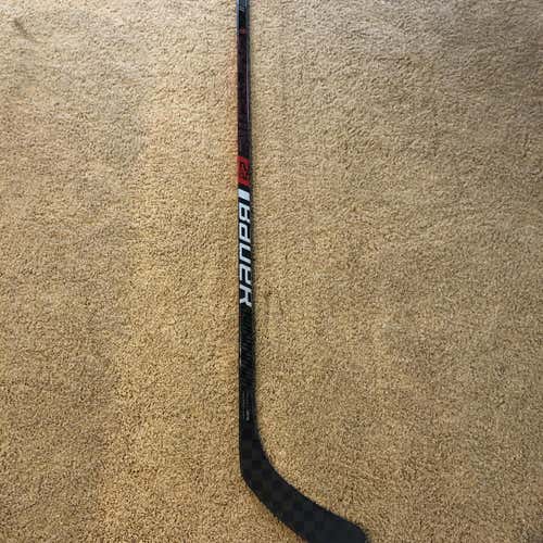 Custom Red Bauer 2s Pro Hockey Sticks LH 82 Flex P92 Underside Tactile Grip