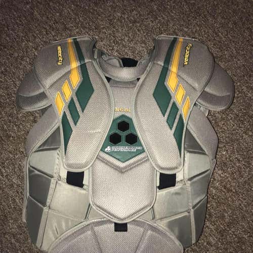 New Large Velocity VE8 Pro Goalie Chest Protector