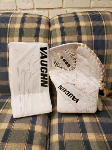 Vaughn VE8 Pro Carbon Glove/Blocker (With MAD Mod)