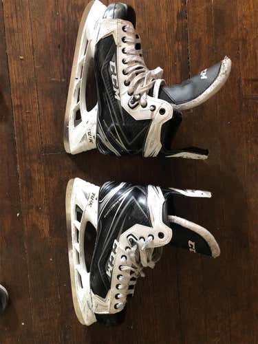 Used Reebok 70K D&R (Regular) Size 10.5 Hockey Skates