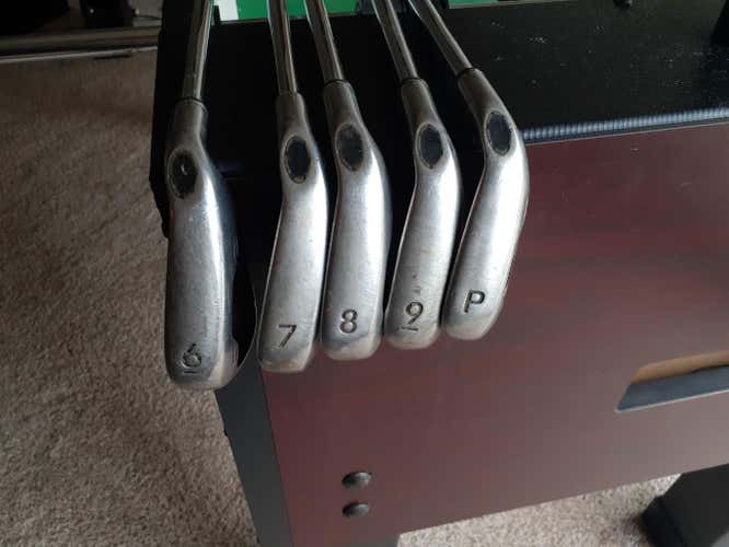 Callaway X-16 Pro Series Iron Set 6-PW Stiff S300