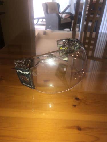 Used Large Bauer HDO Deluxe Visor Visor