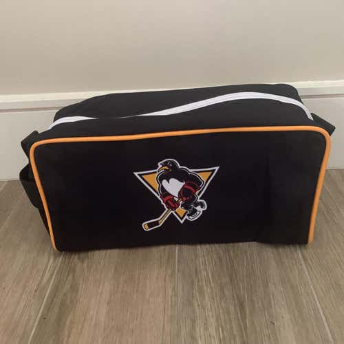 *NEW* [PRO STOCK] AHL Wilkes-Barre/Scranton Penguins JRZ Tape Bag