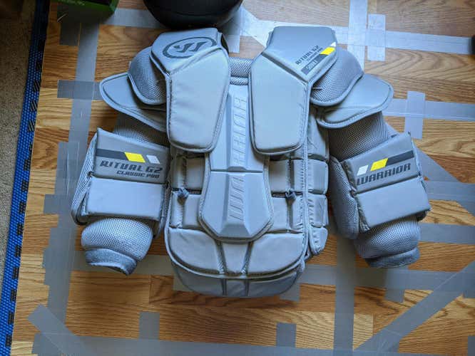 Senior like new Small Warrior Ritual G2 Classic Pro