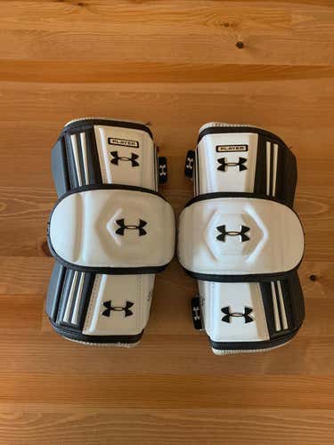 Barely Used Large Under Armour Arm Pads