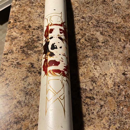 Used DeMarini Phenix (-10) 33/23 Bat