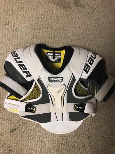Used Extra Large Bauer Supreme S170  Shoulder Pads