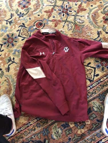 Boston College Men's Large Under Armour Sweatshirt