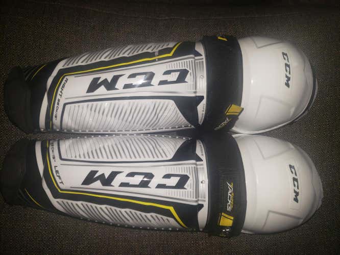 Basically New CCM Super Tacks AS1 Shin Pads 15"