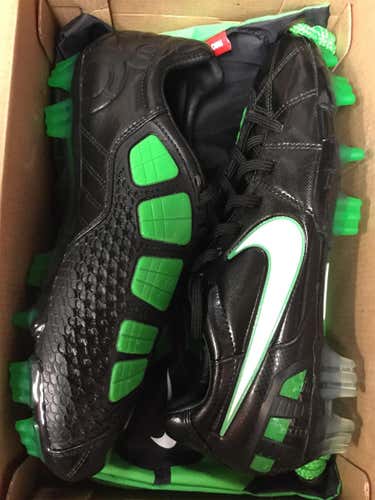 Black Unisex Molded Cleats Nike Total 90 Laser III FG Cleats
