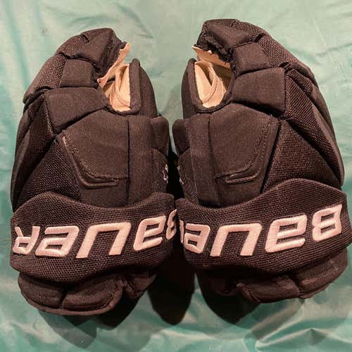 Black Used Bauer APX2 Pro 14" Pro Stock Gloves