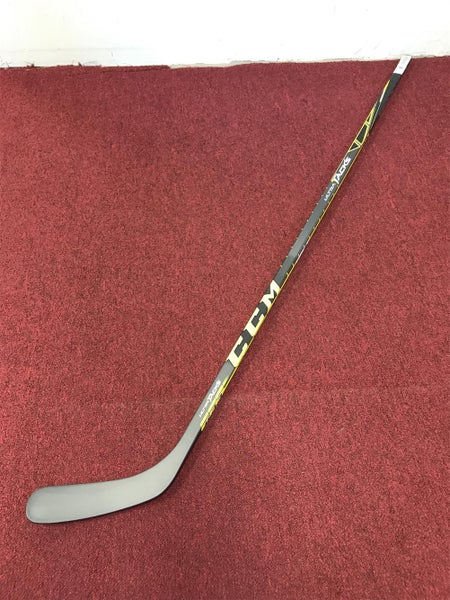 New CCM Ultra Tacks P17 100 Flex RH Stick Pro Stock Item#MSS27