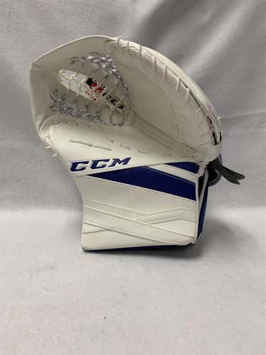 CCM Intermediate Extreme Flex III E3.9 Goalie Glove Regular White/Royal Blue-New with tags