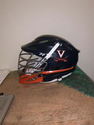 Uva Game Helmet