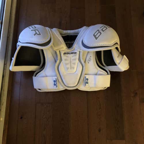 Bauer Nexus PRO Stock Shoulder Pads!