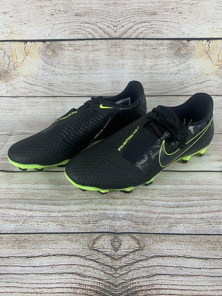 Nike Phantom Venom Academy Soccer Cleats Black/Volt Men’s Size 8 (AO0566-007)