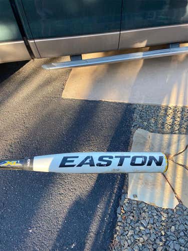 Used USSSA Certified Composite XL1 (-8) 22 oz 30" Bat