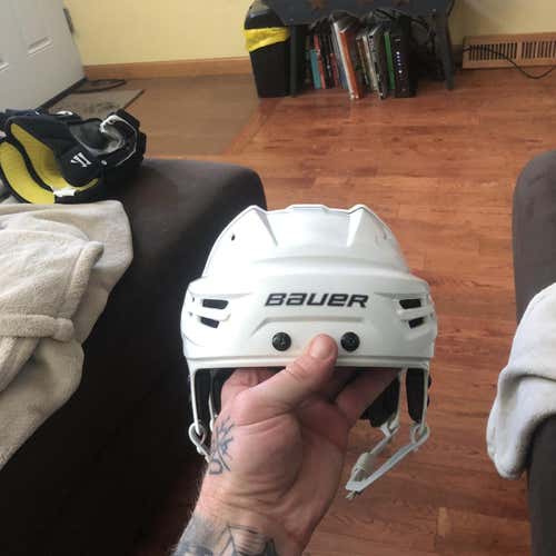 White Used Medium Bauer IMS 9.0  Helmet
