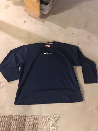 New Adult XL CCM Jersey
