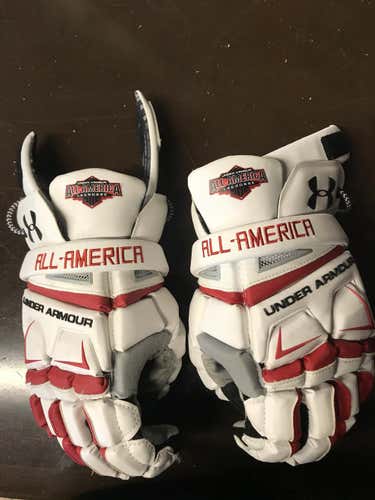 Under Armour 2016 ALL AMERICA Goalie Gloves (Used)