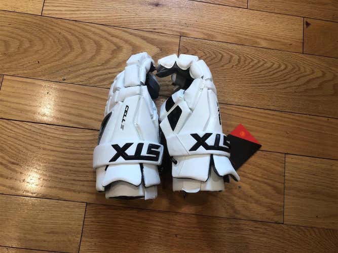 New With tags STX Cell IV Lacrosse Gloves. Size Large